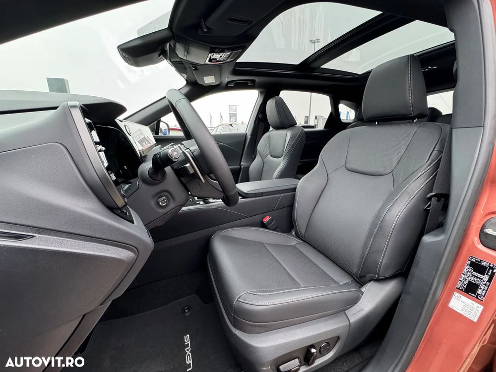 Lexus Seria RX 450h+ E-Four PHEV Executive - 14