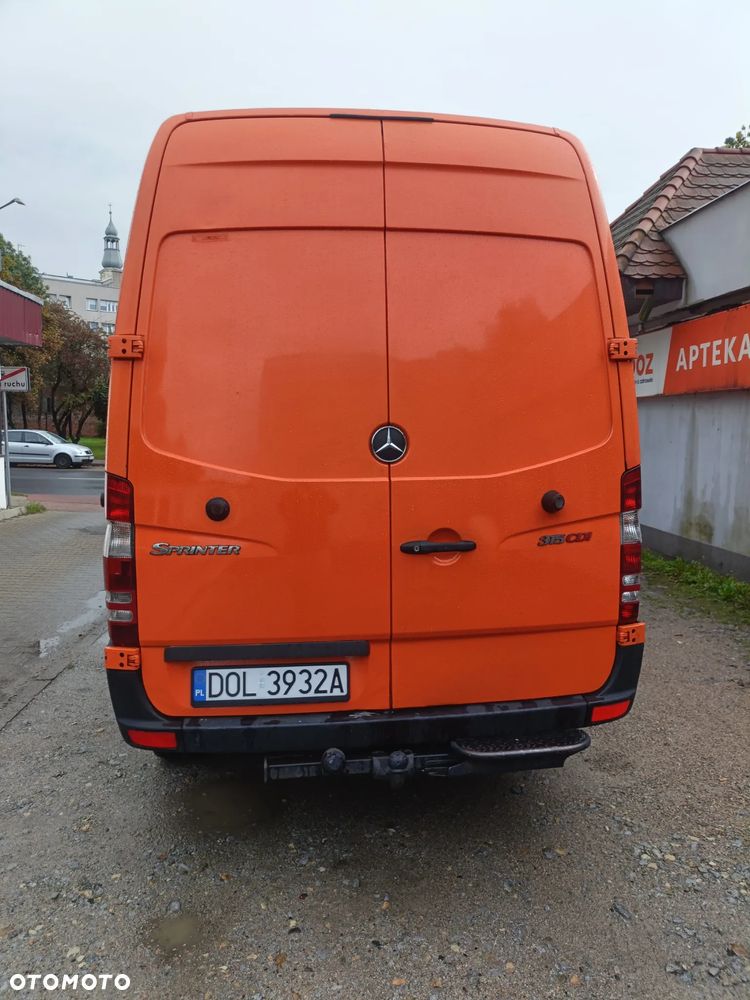 Mercedes-Benz Sprinter - 7