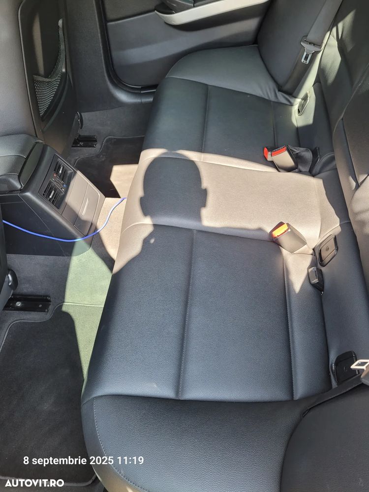BMW Seria 3 320d - 5
