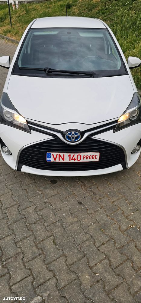 Toyota Yaris - 4
