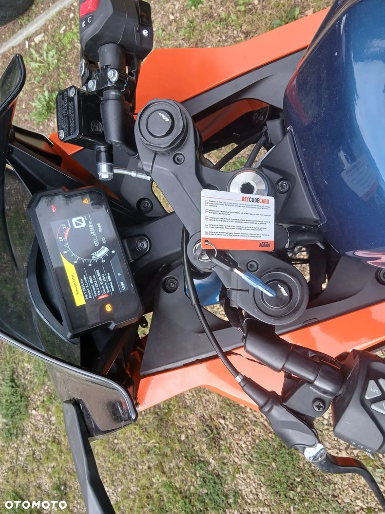 KTM RC 125 - 8
