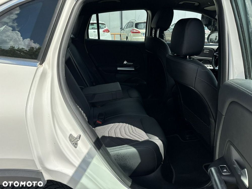 Mercedes-Benz EQA 250+ 70.5kWh Progressive - 17