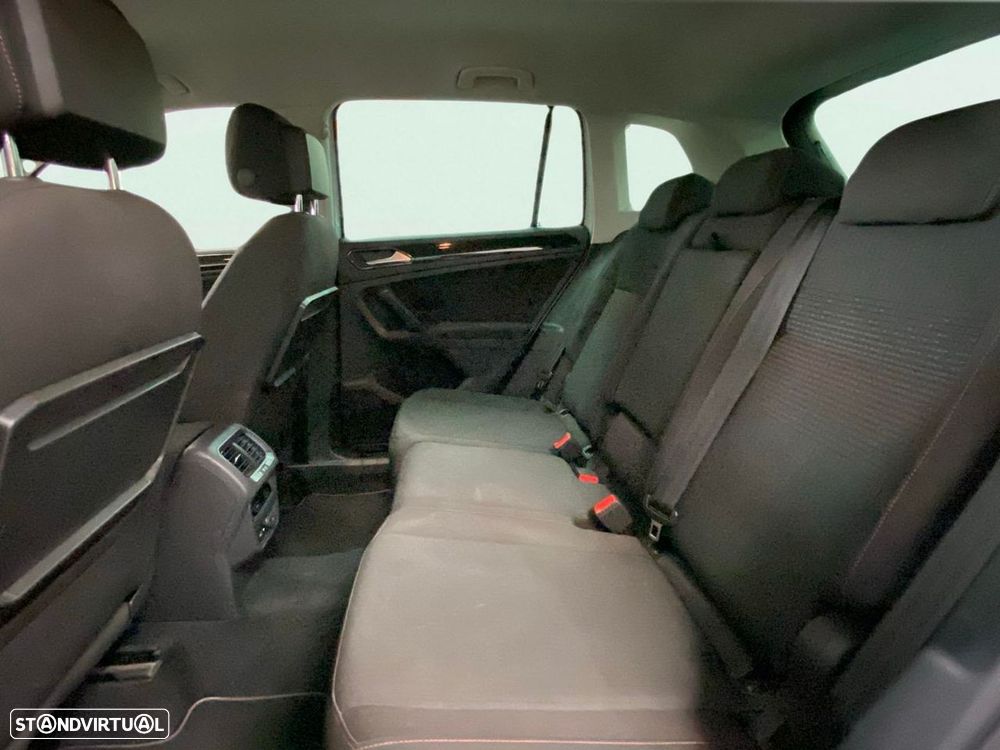VW Tiguan - 23
