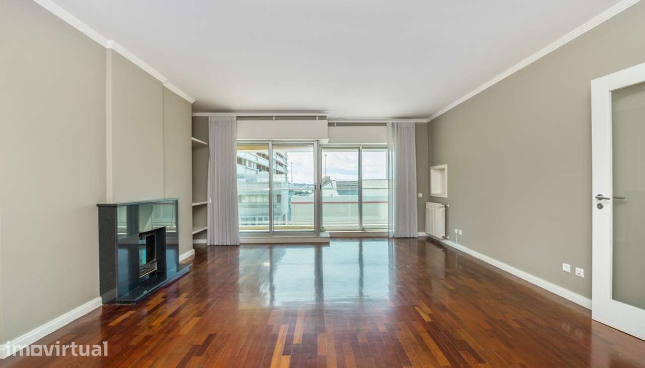 Apartamento em 1.ª linha de mar, para venda, em Matosinhos Sul - Grande imagem: 5/21