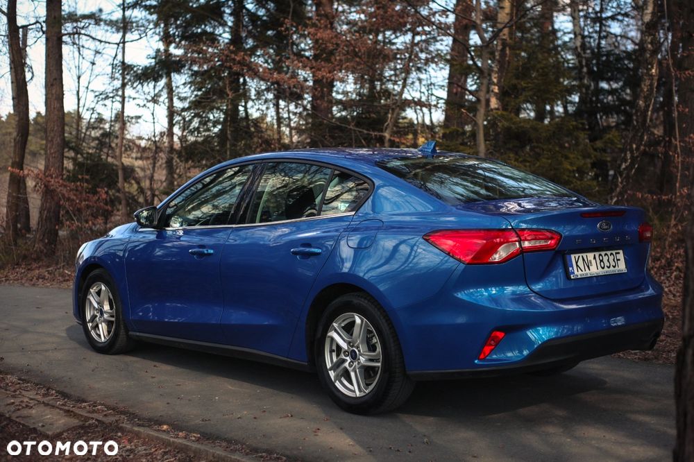 Ford Focus 1.0 EcoBoost Connected - 11