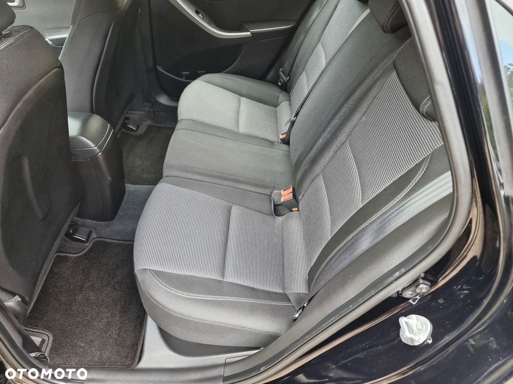Hyundai i30 1.4 Trend - 8