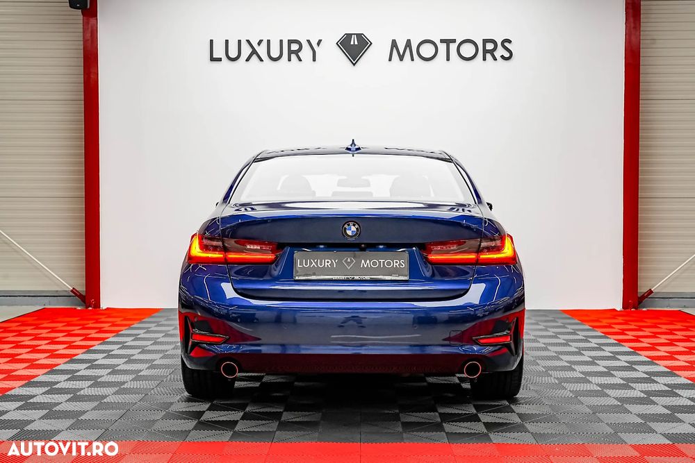 BMW Seria 3 318d Aut. Sport Line - 13