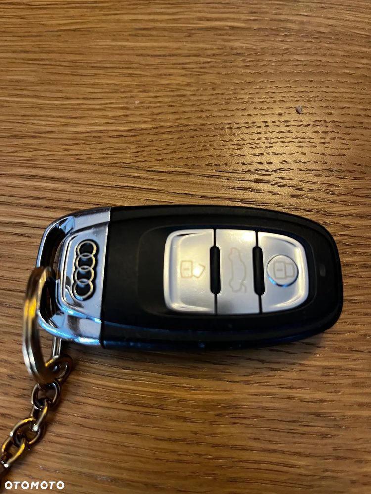 Audi A6 Avant 2.0 TDI ultra S tronic - 31