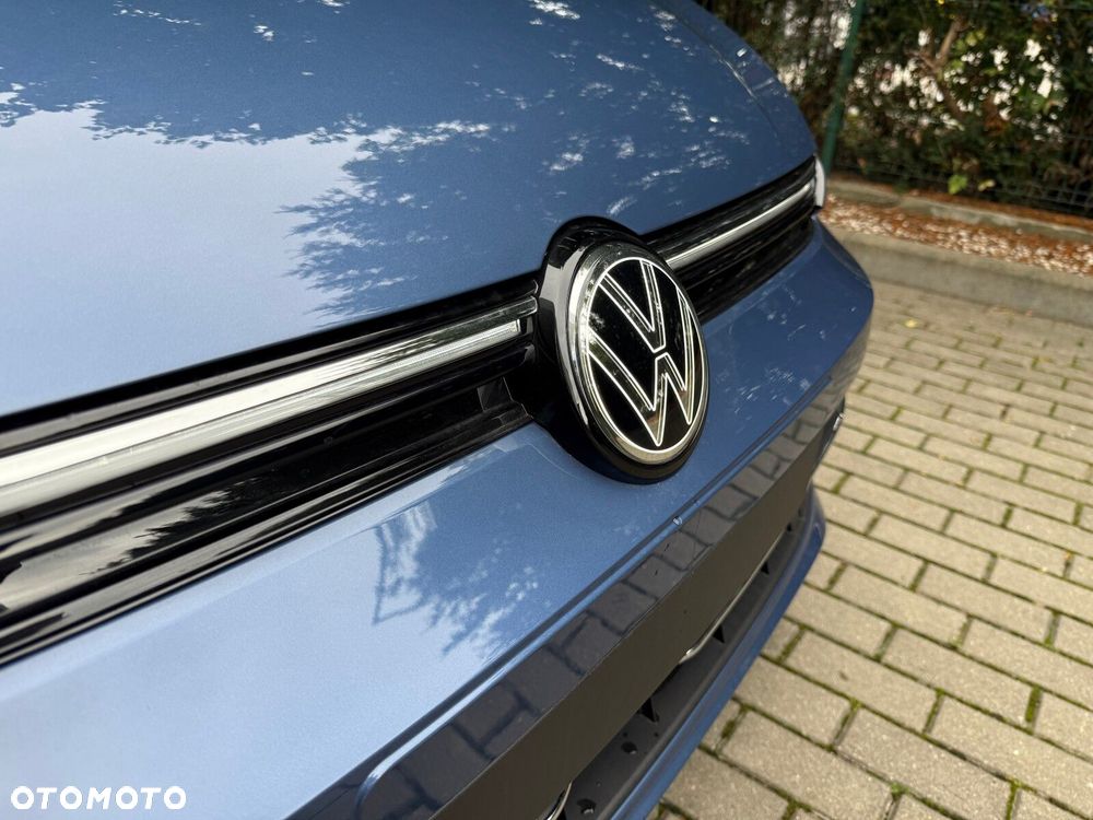 Volkswagen Golf - 11