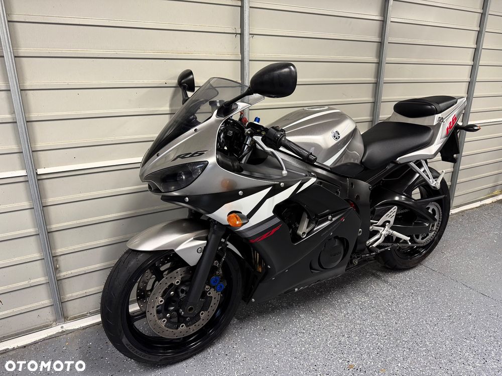Yamaha R6 - 14