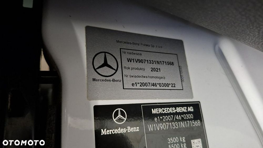 Mercedes-Benz Sprinter - 10