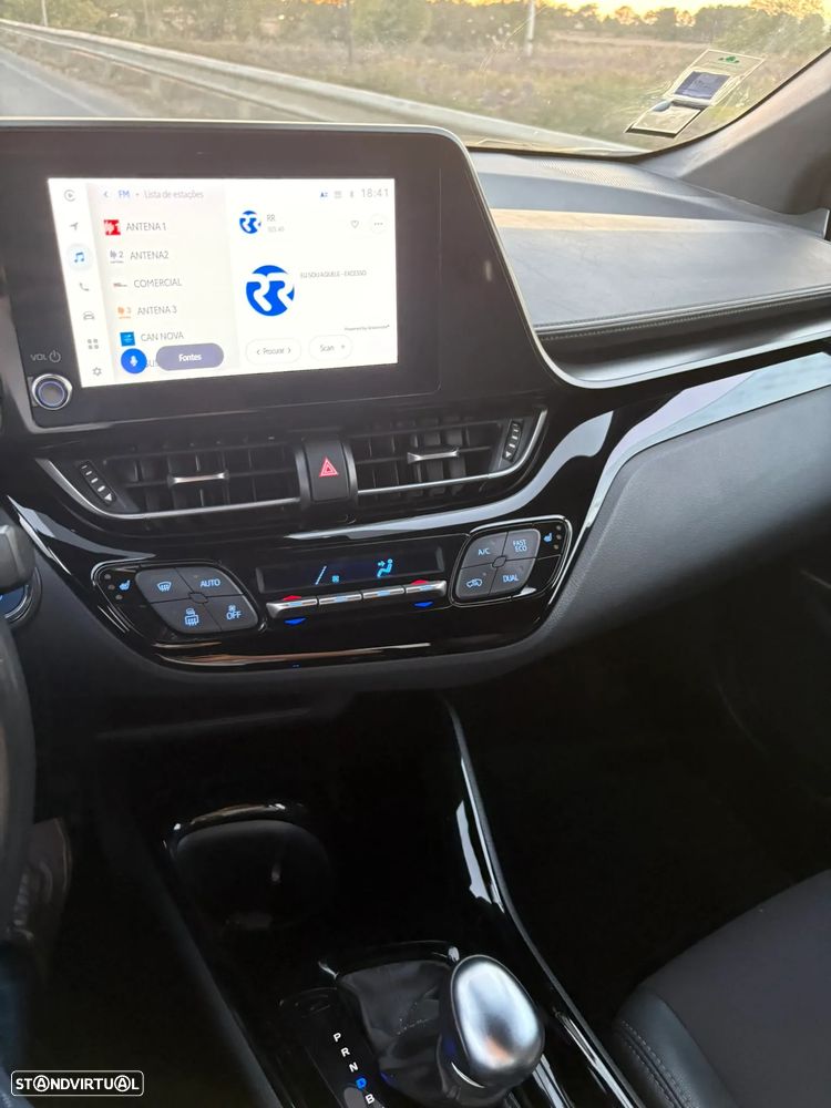 Toyota C-HR 1.8 Hybrid Square Collection - 2