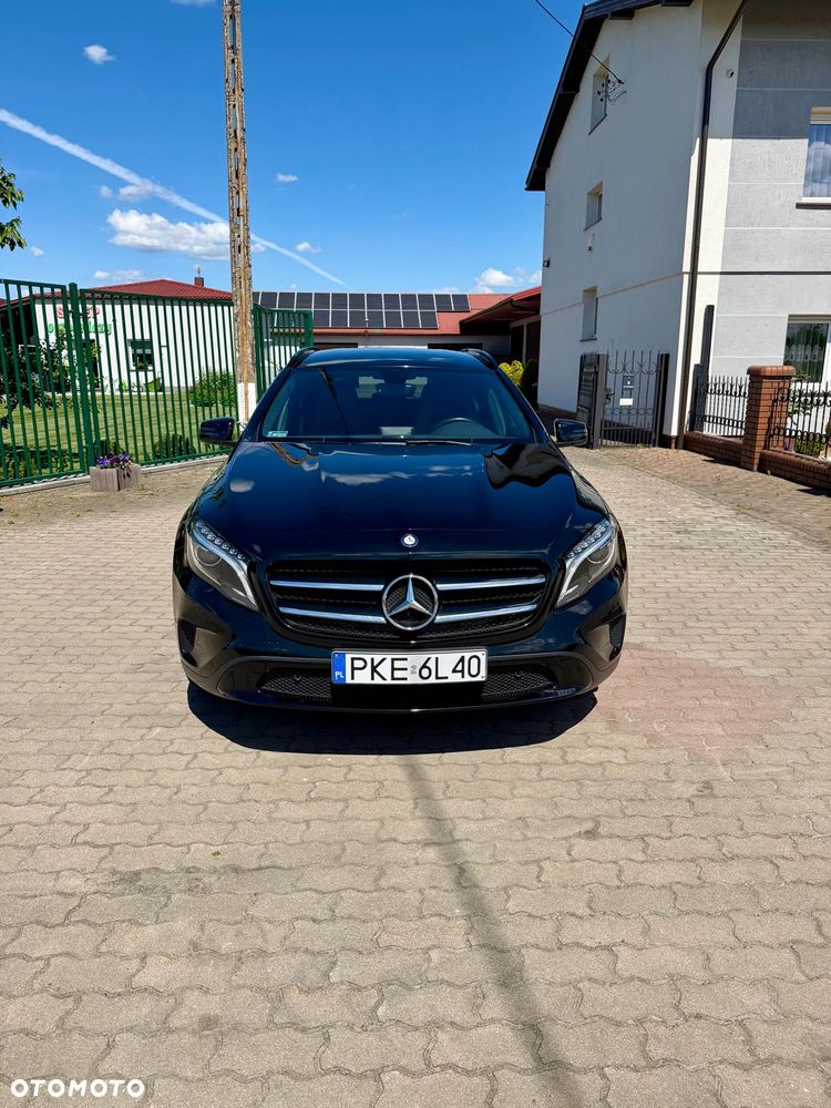 Mercedes-Benz GLA 250 4-Matic - 5
