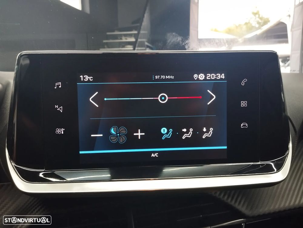 Peugeot 208 1.2 PureTech Active Pack - 23