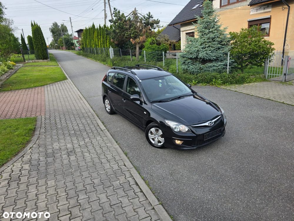 Hyundai i30 1.4 Base + World Cup - 34