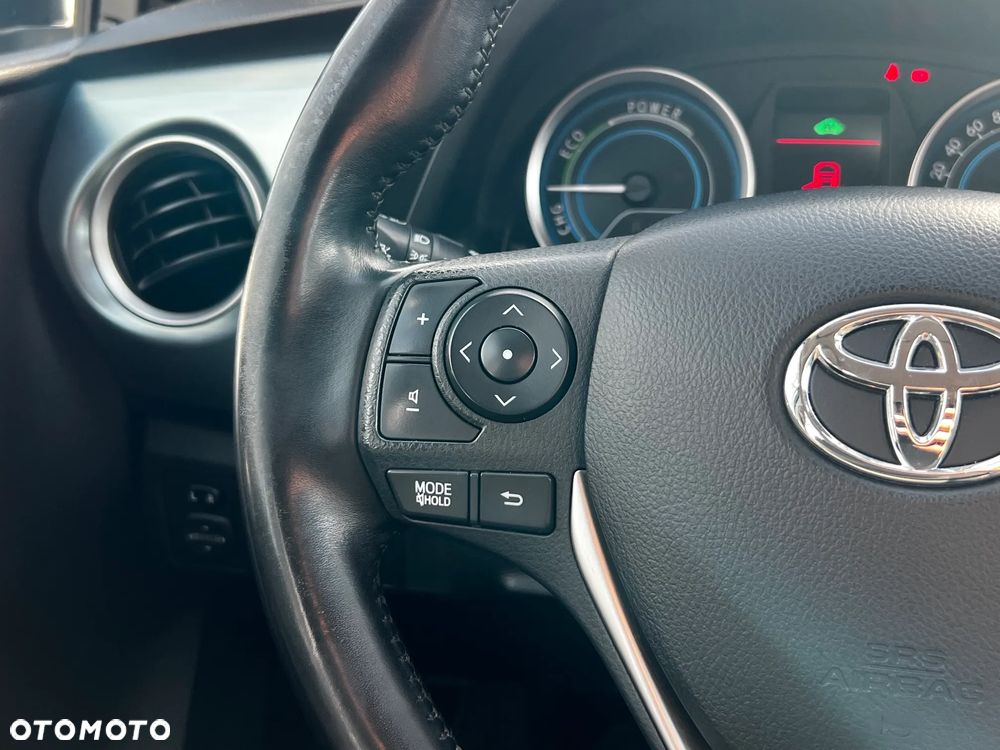 Toyota Auris 1.8 HSD Luna - 18