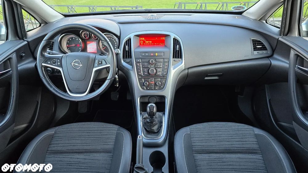 Opel Astra - 13