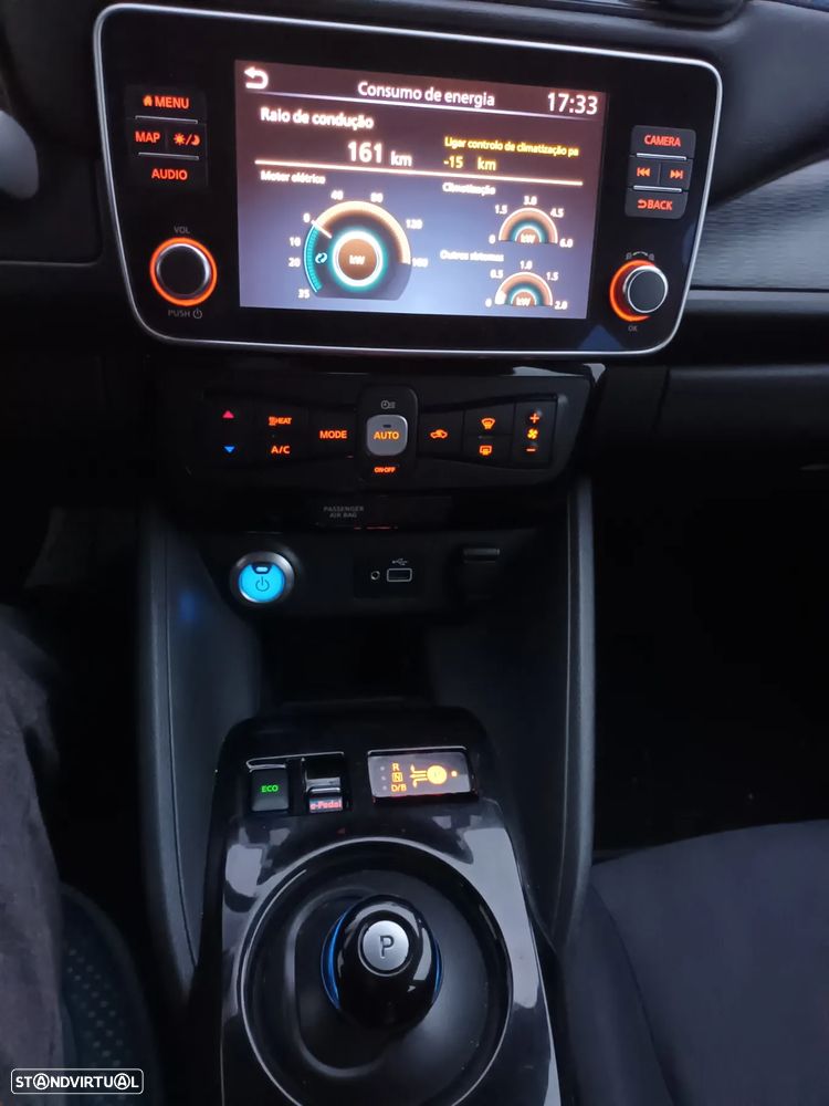 Nissan Leaf Acenta - 10