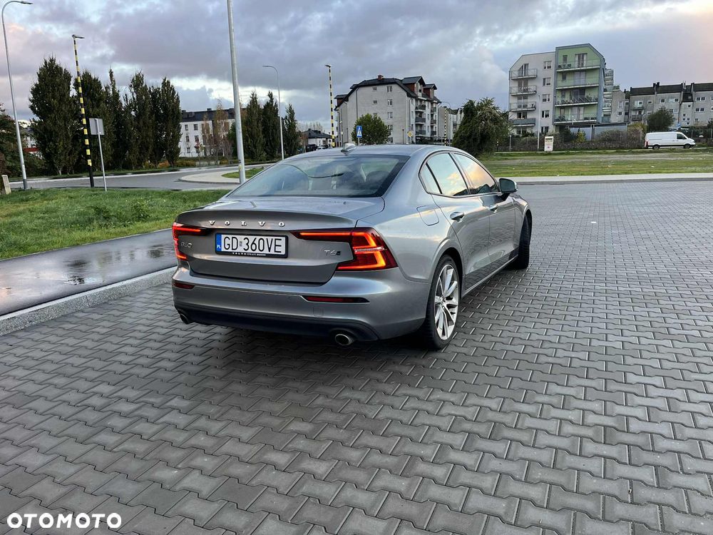 Volvo S60 - 4