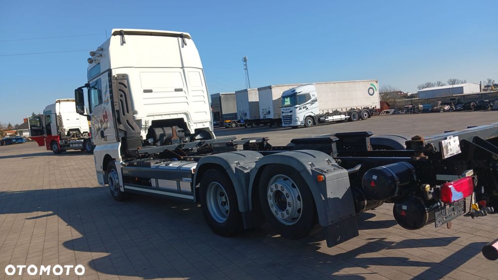 MAN 26460 - 4