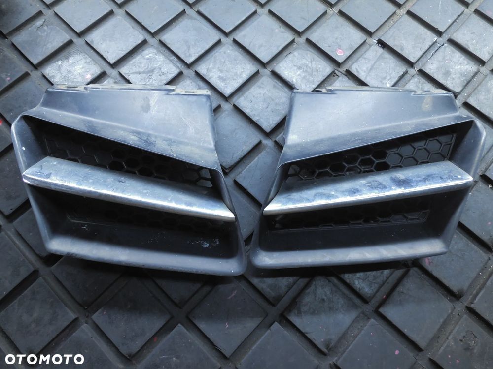 NERKA ATRAPKA GRILL KRATKA ALFA ROMEO 156 LIFT KOMPLET - 1