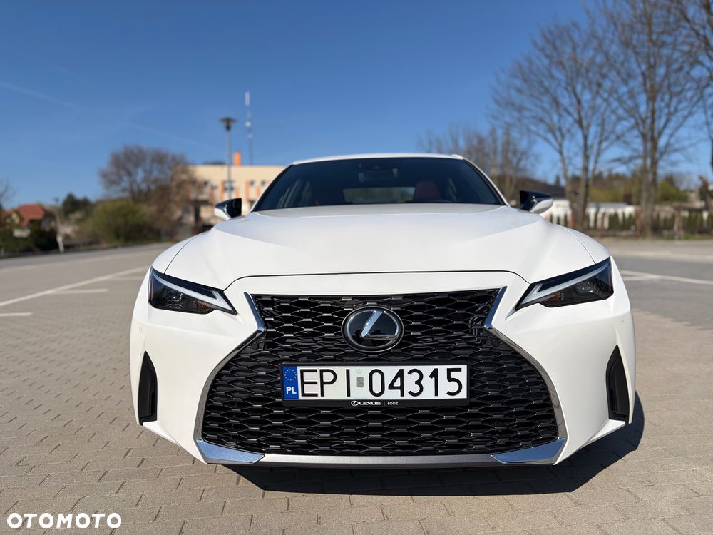 Lexus IS - 2