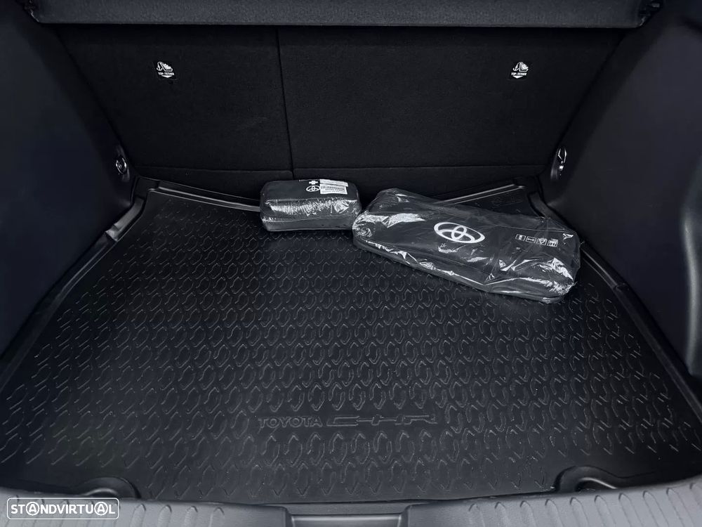 Toyota C-HR 1.8 Hybrid Square Collection - 17