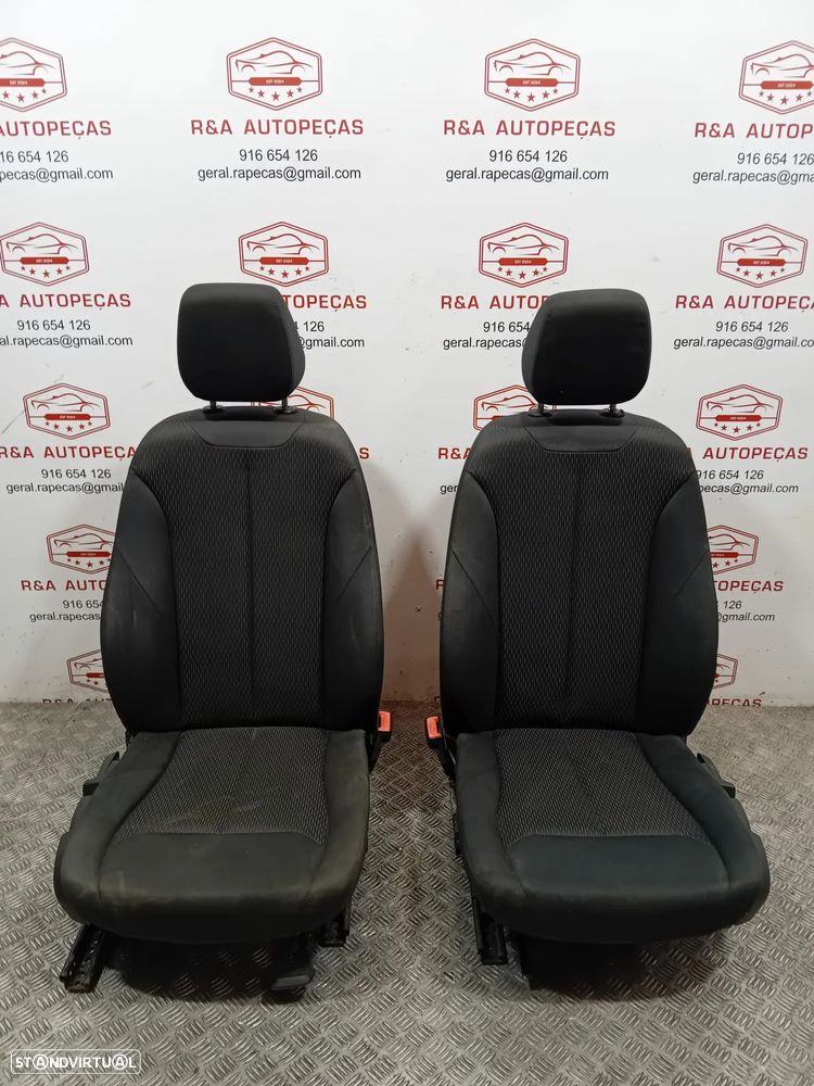 Conjunto Bancos Frente Frontais Trás Traseiros BMW Série 1 F20 Tecido Original - 6