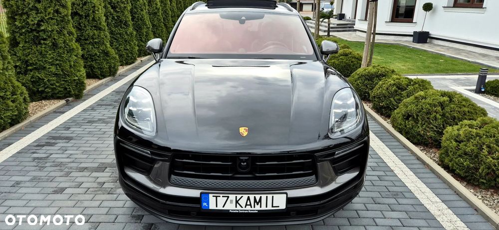 Porsche Macan T - 11