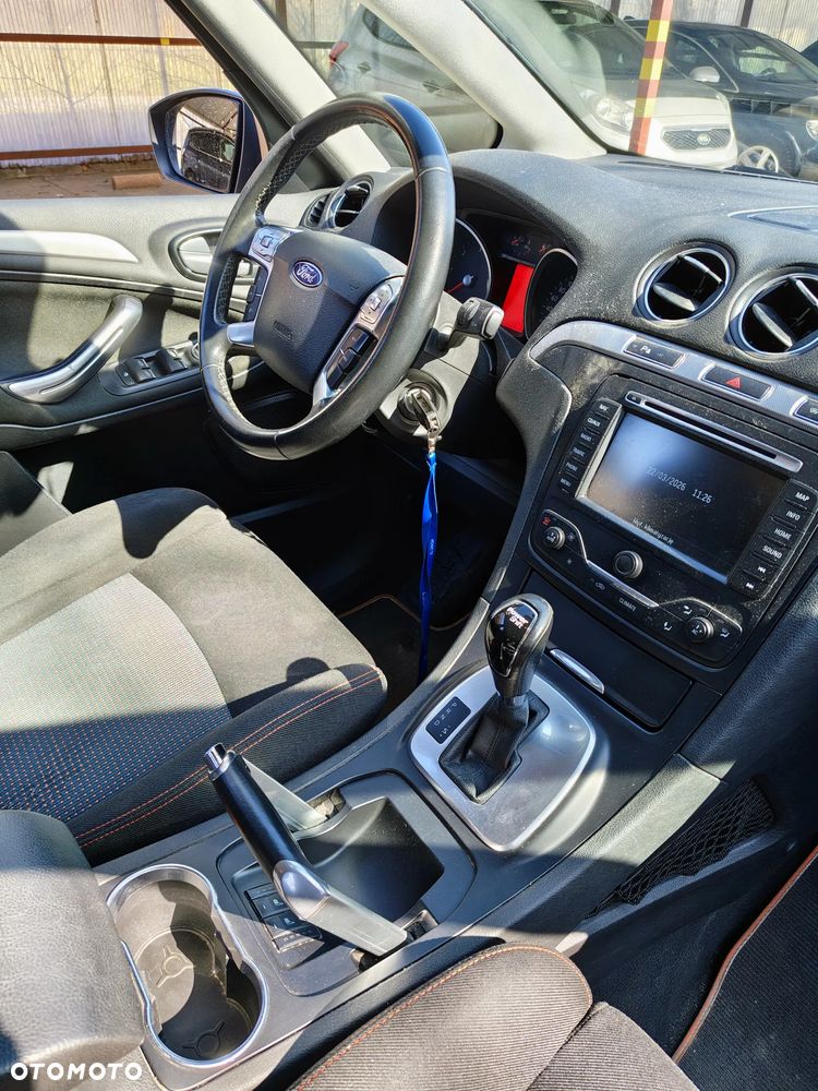 Ford S-Max 2.0 TDCi DPF Titanium - 12