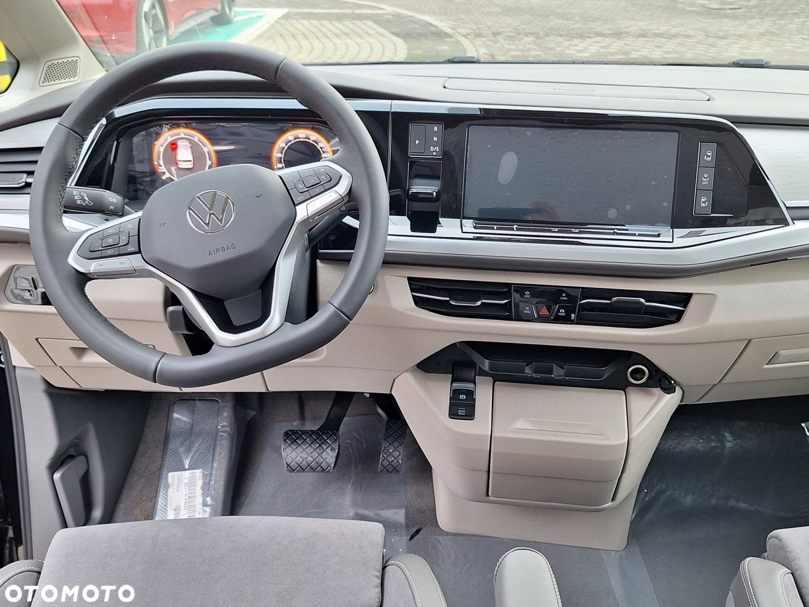 Volkswagen Multivan - 18