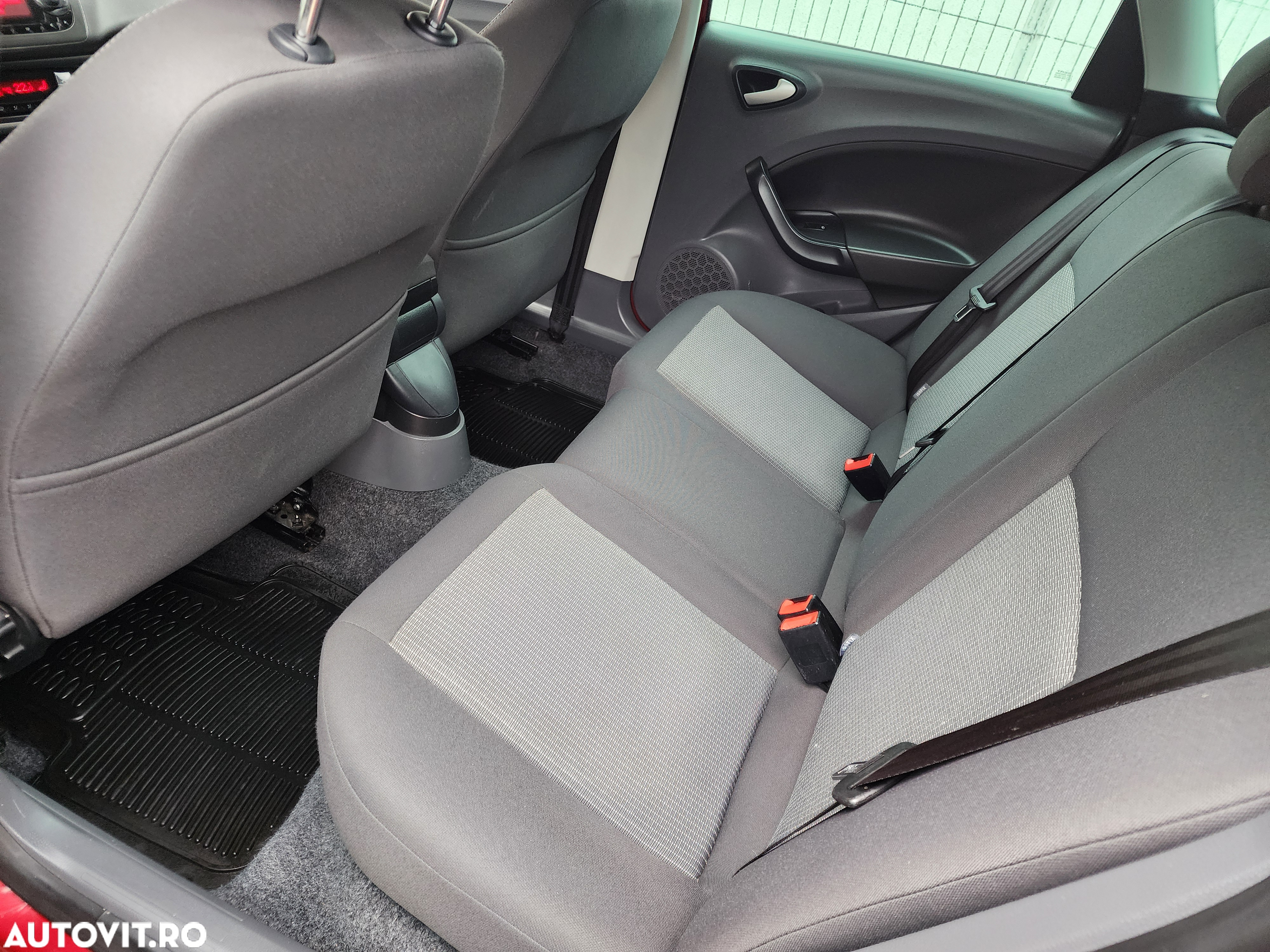 Seat Ibiza 1.6 TDI Style - 12