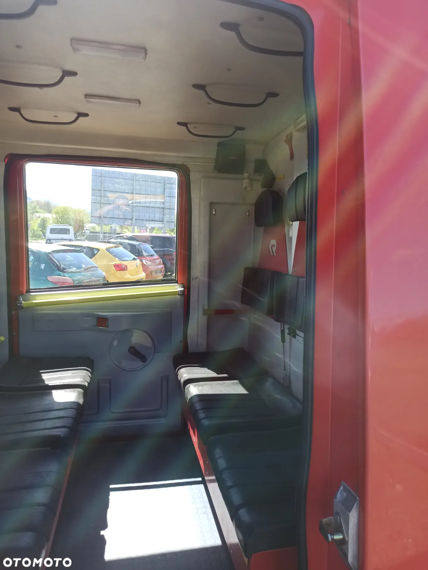 Mercedes-Benz Sprinter - 21