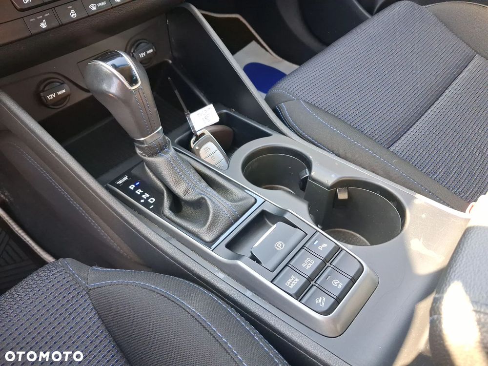 Hyundai Tucson 1.7 CRDI BlueDrive Style 2WD DCT - 12