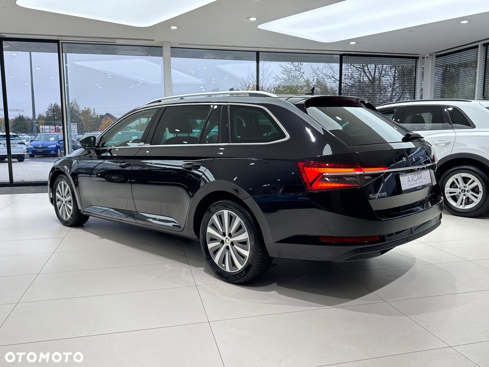 Skoda Superb 2.0 TDI SCR Style DSG - 3