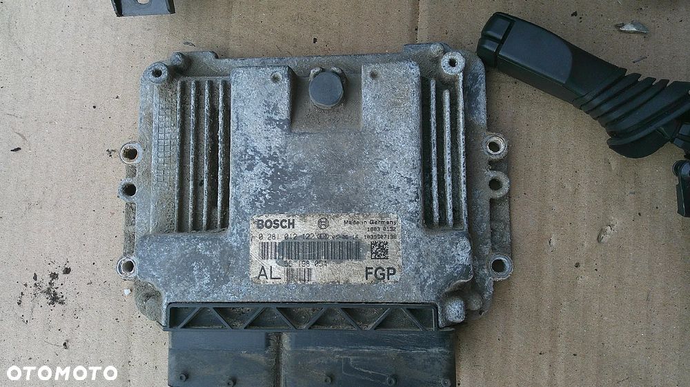 OPEL ASTRA H 1.9 IMMO ZESTAW STARTOWY 55198054 - 8