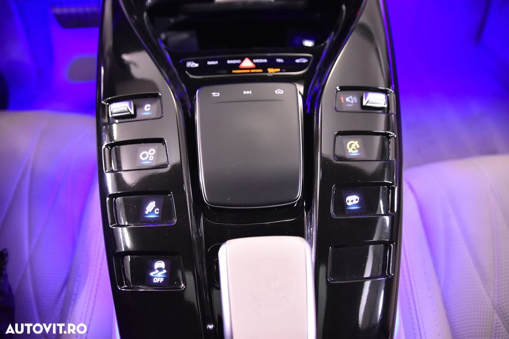 Mercedes-Benz AMG GT 4-door Coupe 63 S 4Matic+ - 18