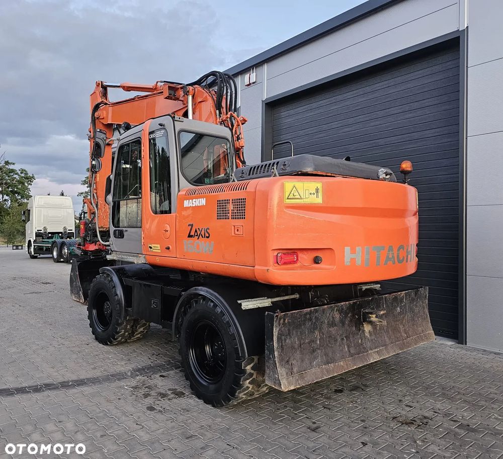 Hitachi ZX160W - 5