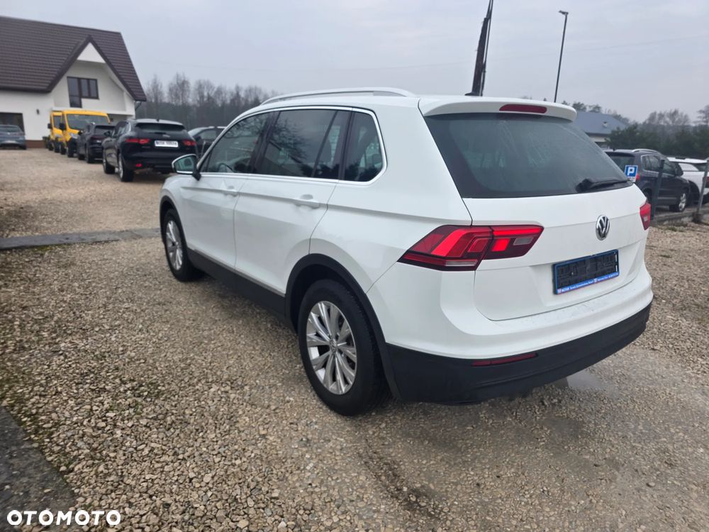 Volkswagen Tiguan - 6