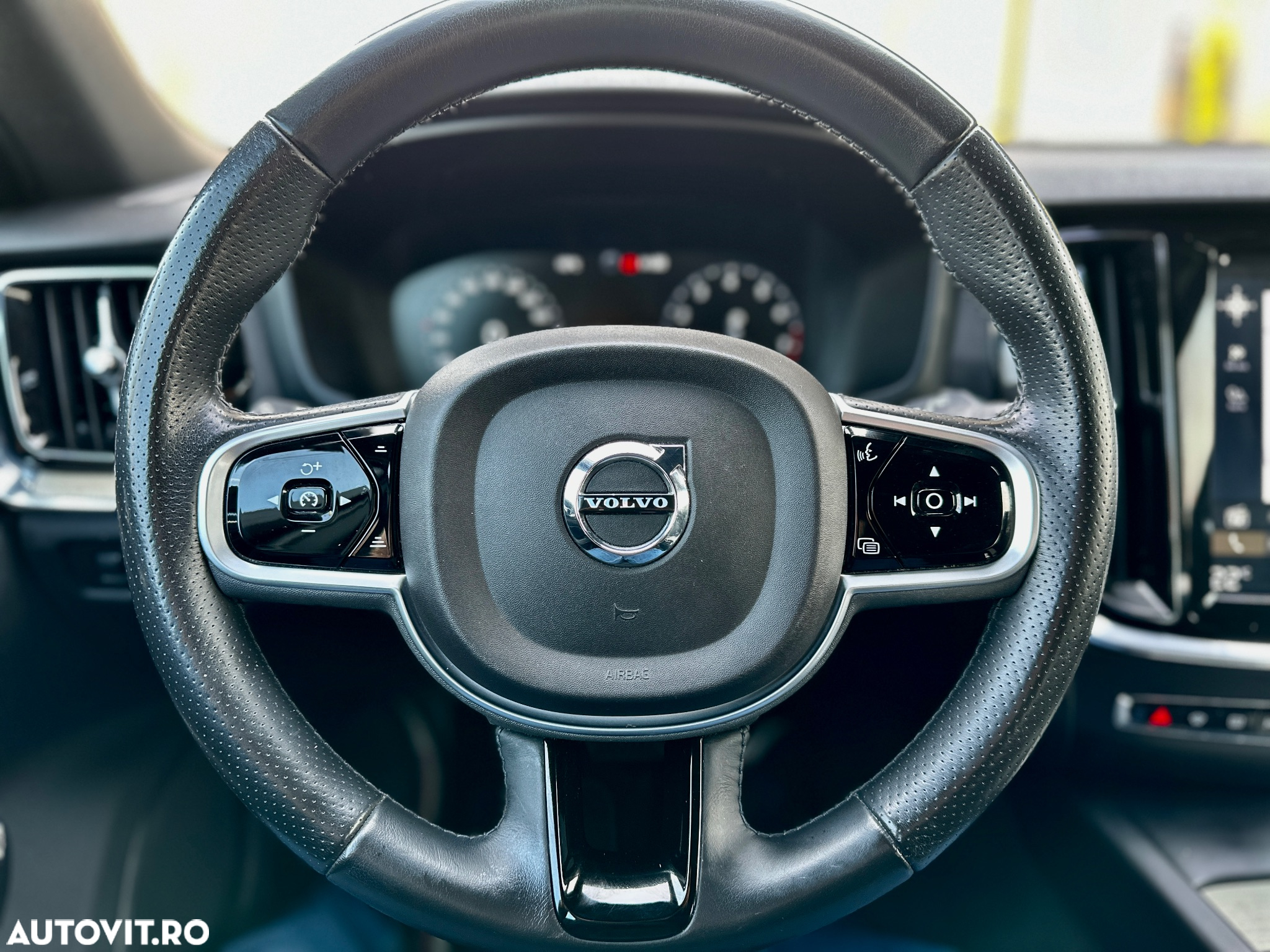 Volvo V60 T5 Geartronic Momentum - 6