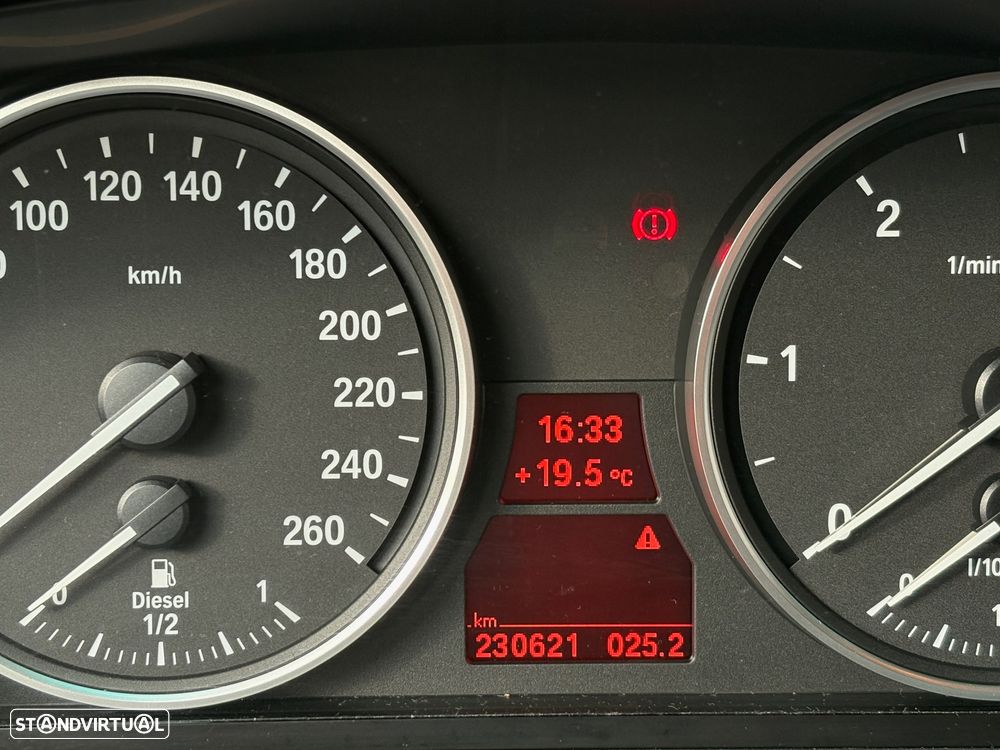 BMW 520 d Aut. Edition Sport - 13