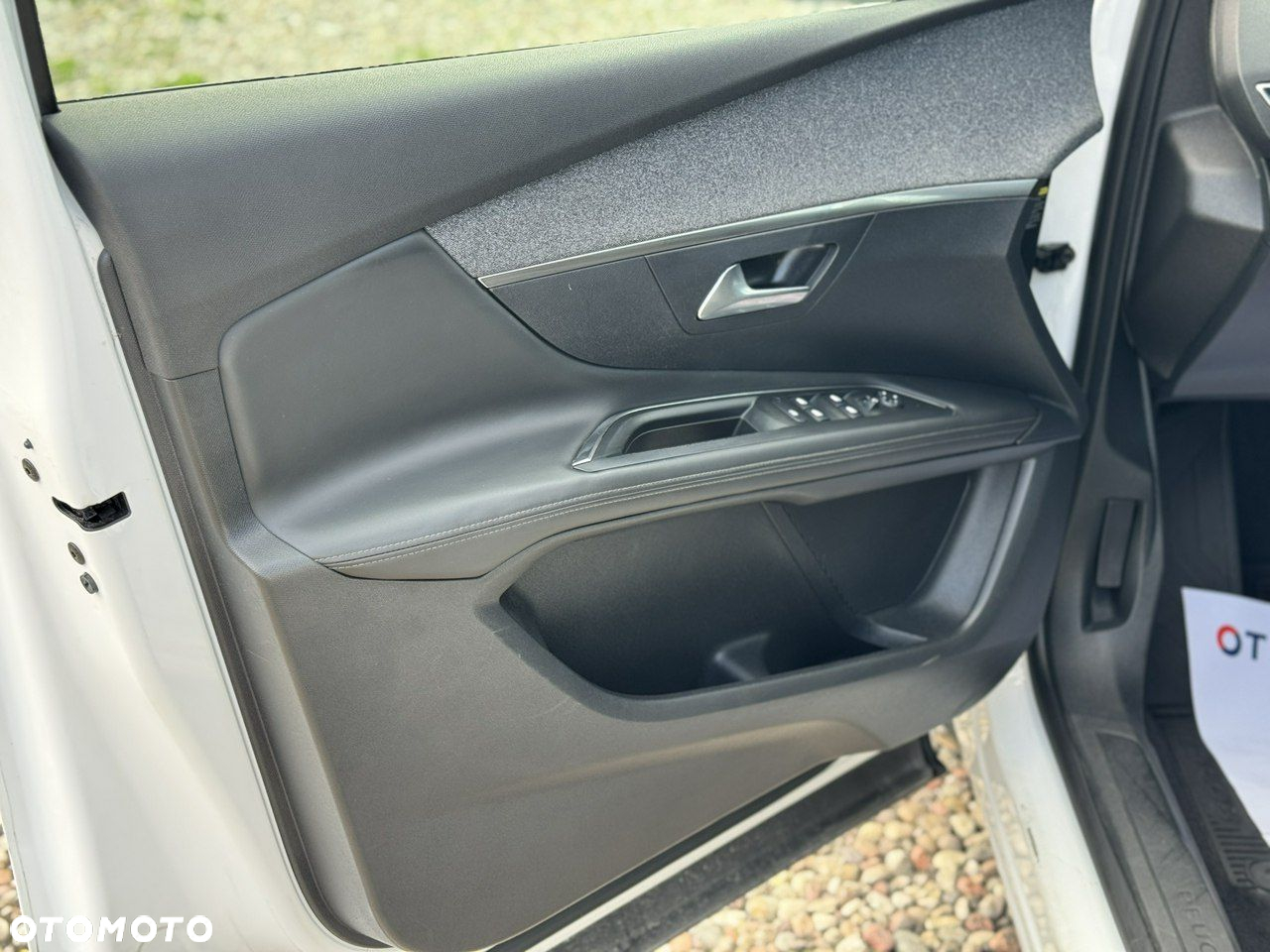Peugeot 3008 - 16