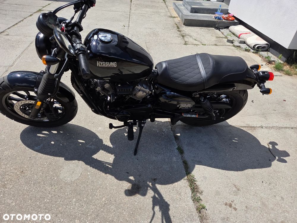 Hyosung GV - 4
