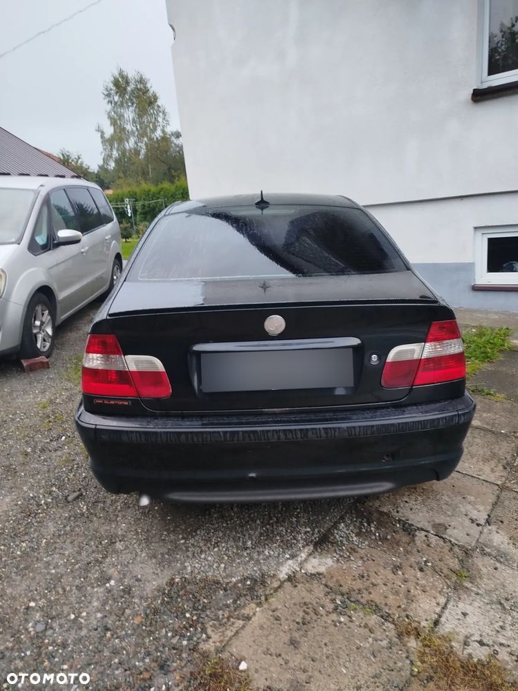 BMW Seria 3 318d - 4