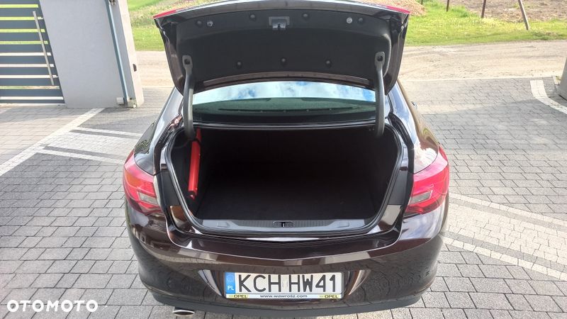 Opel Astra 1.4 T Active EU6 - 10