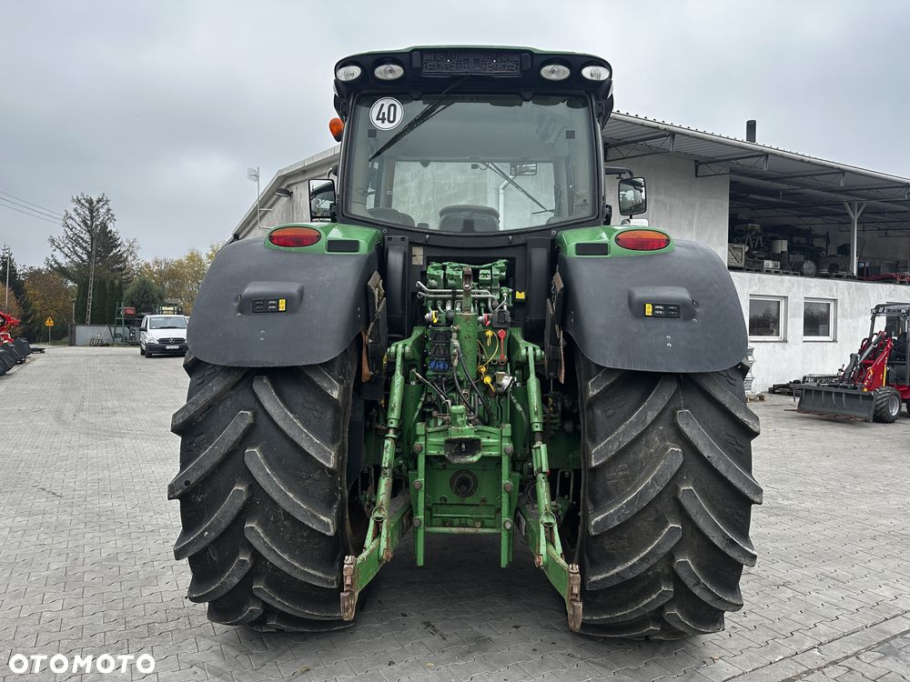 John Deere 6215R - 5
