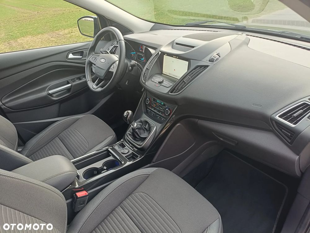 Ford Kuga 1.5 EcoBoost 2x4 Titanium - 7