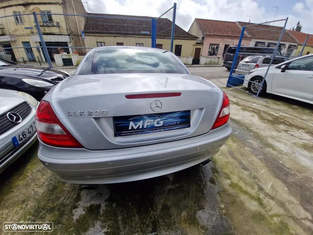 Mercedes-Benz SLK 200 - 8