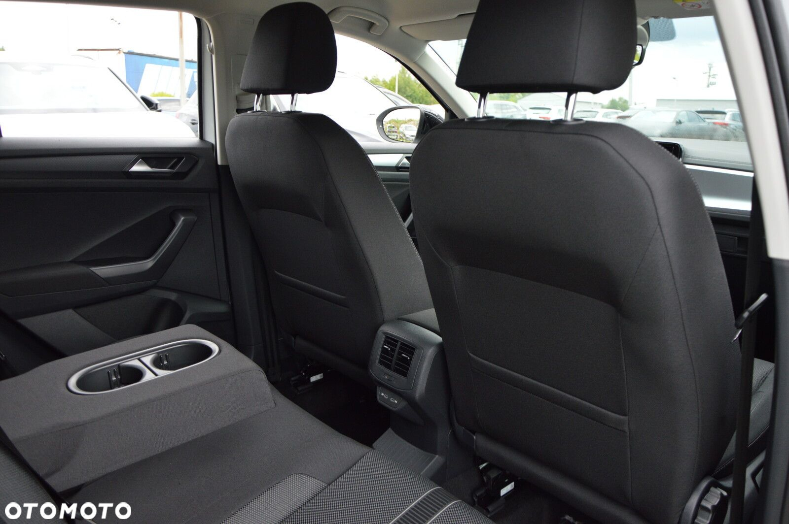 Volkswagen T-Roc - 20