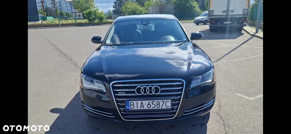 Audi A8 - 1